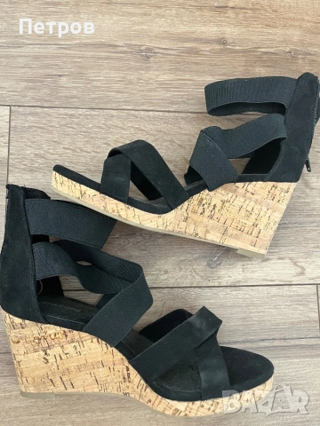 Сандали на висока платформа, снимка 2 - Сандали - 51463535