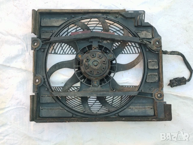 Вентилатор - перка с дифузьор за BMW E39 5та серия Е38 7ма серия, снимка 4 - Части - 50786502