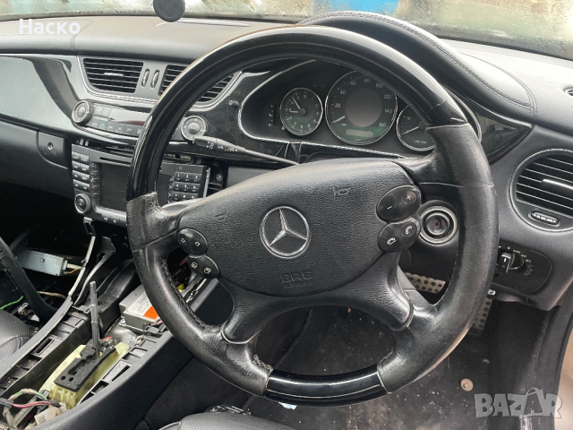 Махагонов волан за Mercedes W211 W219 , снимка 1 - Аксесоари и консумативи - 43921448