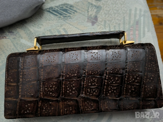 оригинална вносна вечерна чантичка нова имитация на крокодил, снимка 2 - Портфейли, портмонета - 53010192