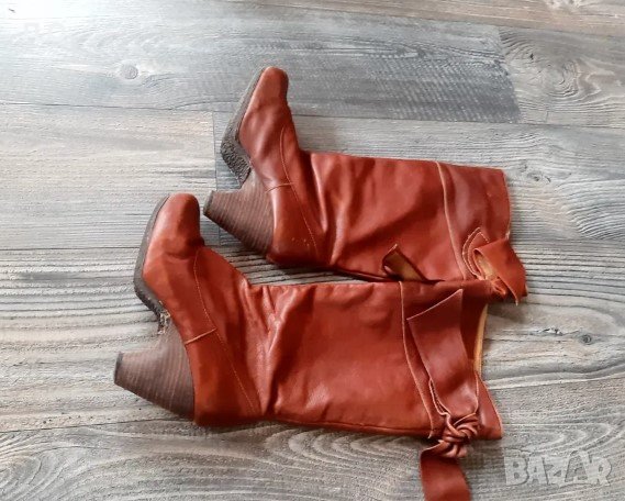 Продавам дамски ботуши 39 номер естествена кожа, снимка 2 - Дамски ботуши - 43950841