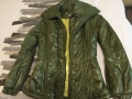 Зимно дамско яке, размер М, цвят – зелен, с топла подплата, закопчаване- с цип и копчета., снимка 1