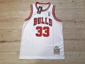 Баскетболен потник на Скоти Пипън#33#Чикаго Булс#Mitchell & Ness!!!, снимка 1