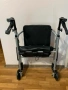 Ролатор/ проходилка с 4 колела, седалка, облегалка и торба – нов, неизползван, снимка 1