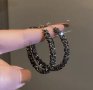 Кръгли обеци в черно с камъчета, снимка 1 - Обеци - 43676170