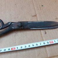 възрожденска кована ножица, снимка 6 - Антикварни и старинни предмети - 33105055