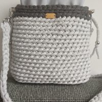Дамски плетени чанти, ръчно изработени, модерна визия, снимка 10 - Чанти - 34899131