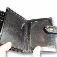 Дамско портмоне с орнаменти малко и удобно за носене, снимка 4 - Портфейли, портмонета - 10569828