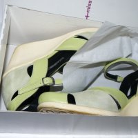 Roberta обувки, платформа 7см, светло зелен естествен велур – 37 номер, 24.5см, снимка 12 - Дамски ежедневни обувки - 28761721