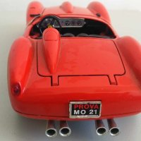 Метална количка Ferrari 250 Testa Rossa(1957) Burago 1:18, снимка 4 - Колекции - 34357992