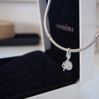 Талисман Pandora висулка бяла перла с детелина, снимка 2 - Гривни - 38068550