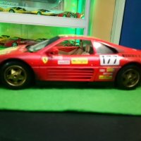 Метална количка Ferrari 348 race 1 :18 Bburago 1989 г., снимка 2 - Колекции - 24629196