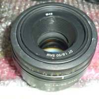 Обектив Sony SAL 50mm f/1.8 DT SAM, снимка 1 - Обективи и филтри - 40369620