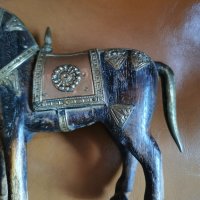 Дървен кон с меден обков, снимка 4 - Антикварни и старинни предмети - 36686201