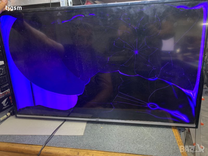 LED Телевизор JVC LT-40V751 SMART TV на части, снимка 1