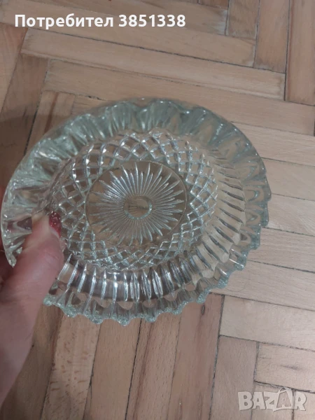 Голям кристален  пепелник времето на соца , снимка 1
