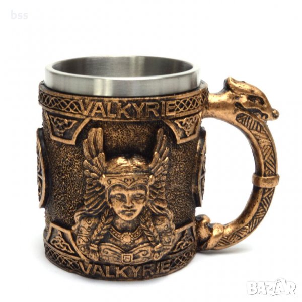 Код 95613 Стилна чаша от полирезин и метал с релефни декорации - героиня и надписи, снимка 1