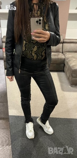 Дамски черен панталон/клин с цип отзад, снимка 1