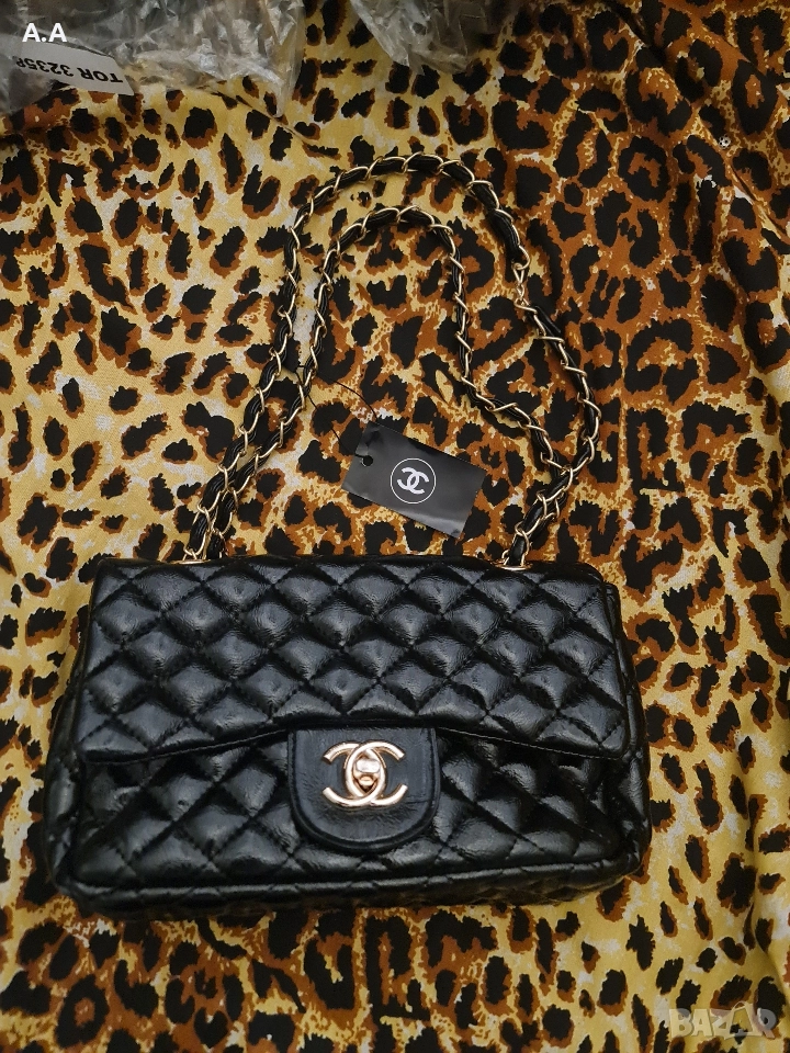 Елегантна лачена дамска чанта, снимка 1