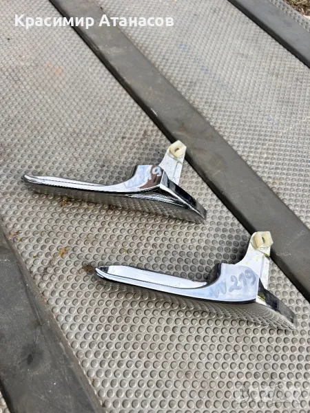 Вътрешна дръжка предна дясна  за Мерцедес CLS. W219. A2117660224, снимка 1