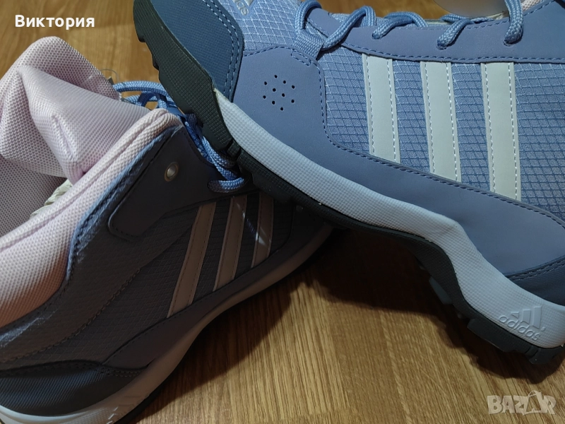 нови зимни адидас adidas боти апрески 39н., снимка 1