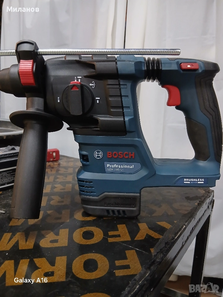 Професионален акумулаторен перфоротор Bosch GBH 185-li solo, снимка 1