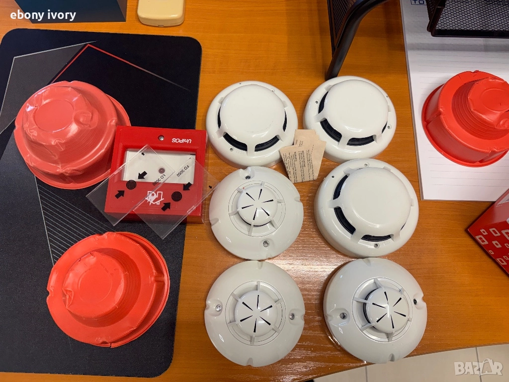 Лот димни датчици и бутон Unipos, снимка 1