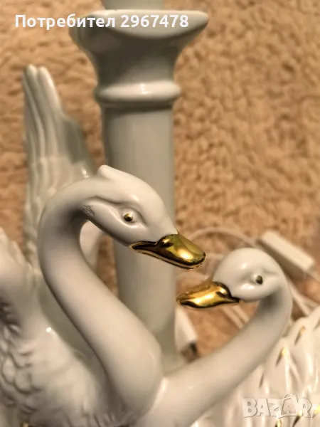 Старинна нощна лампа "Любовта на лебедите" , снимка 1