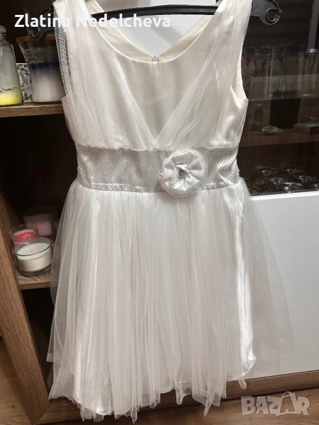 Бяла рокля за 6-7 години, снимка 1