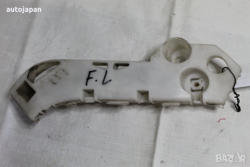 Преден водач броня Мазда 5 2.0 146кс 05г Mazda 5 2.0 146hp 2005, снимка 1