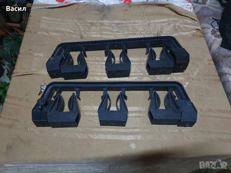 Продавам багажник за ски за 3 чифта, снимка 1