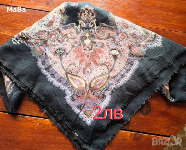 Дамски ШАЛОВЕ, правоъгълни, използвани, снимка 6 - Шалове - 49336469