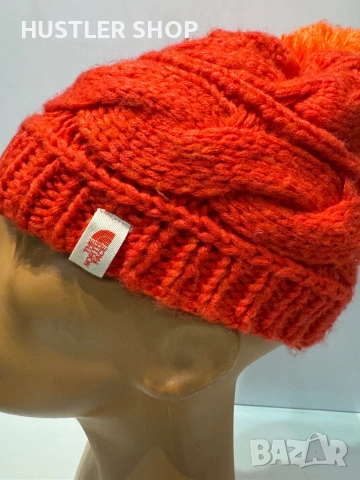 Дамска зимна шапка THE NORTH FACE , снимка 2 - Шапки - 52792912