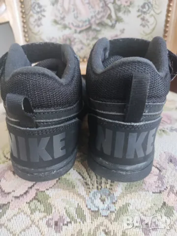Оригинални Nike Court Borough Mid, снимка 4 - Детски маратонки - 49754766