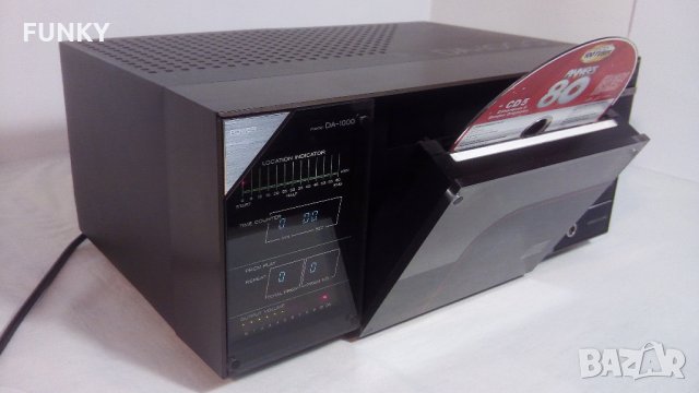 Hitachi DA-1000 Stereo Compact Disc Player (1983-84)