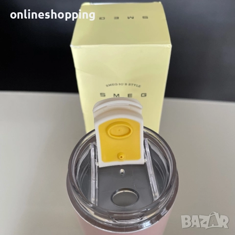 **НОВИ** Термо чаши SMEG Wall Mug – 420 мл в 2 цвята, снимка 4 - Други стоки за дома - 52874556