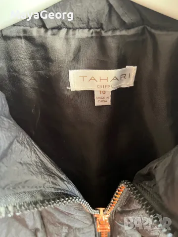 Елек грейка TAHARI за 10 годишно момиче, снимка 2 - Детски якета и елеци - 49797736
