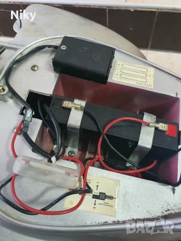 Акумулаторен мотор , снимка 4 - Детски велосипеди, триколки и коли - 51160049