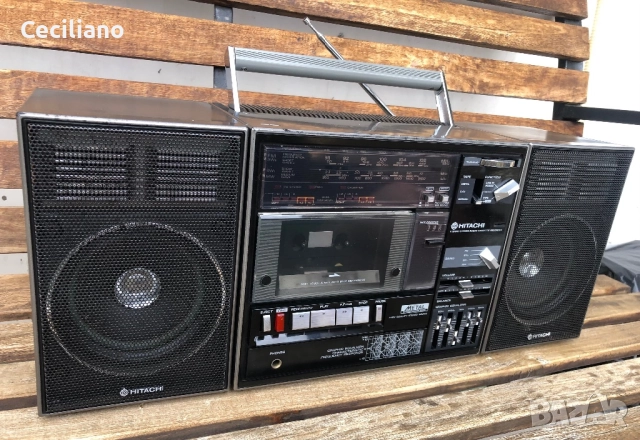 HITACHI TRK-9300W Рядък модел на марката!, снимка 10 - Радиокасетофони, транзистори - 51970051