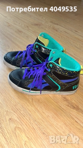 Детски кецове REEBOK, снимка 3 - Детски маратонки - 52494063