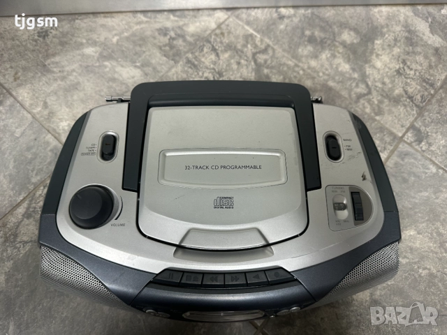 Радиокасетофон Philips AZ1003, снимка 4 - Радиокасетофони, транзистори - 52957733