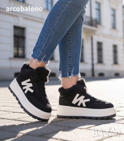 Дамски черни изолирани маратонки Nicha