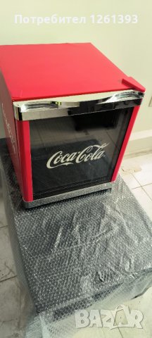 HUSKY CoolCube Coca Cola CUBES хладилник A+ със стъклена -врата, снимка 5 - Хладилници - 43398217