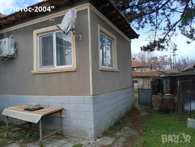 Продава къща 