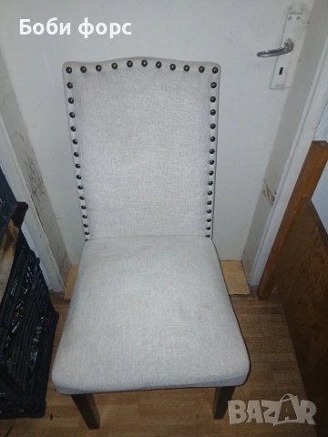 Уютен стол бял цвят , снимка 2 - Столове - 53578892