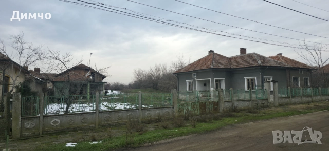 ОТ СОБСТВЕНИК! Мащабен имот на шосе до река Лом – 2 къщи, 3.6 дка двор и кладенец
