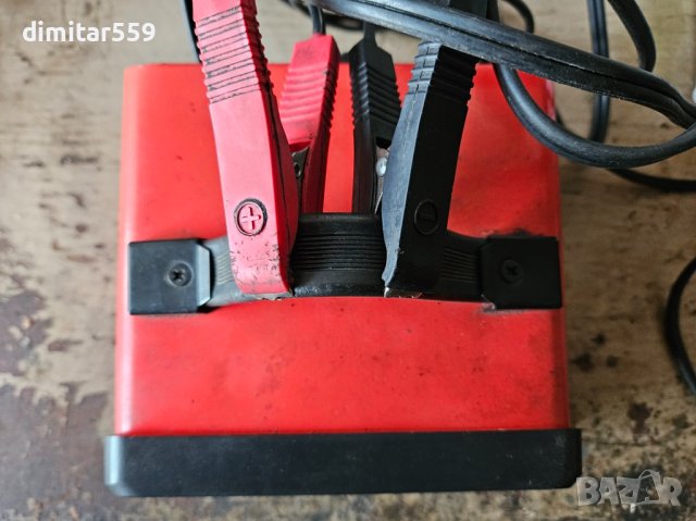 Зарядно за автомобили от 6 и 12v, снимка 4 - Аксесоари и консумативи - 43893163