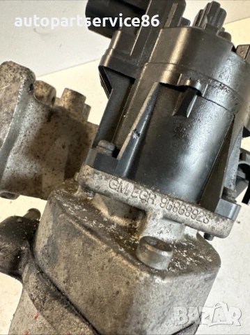 Chevrolet Captiva – EGR клапан 96868923, оригинална част, 2.2 CDTi, 2013 г, снимка 3 - Части - 53530979