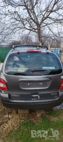 Renault Scenic I, 1.6 16V 2003, снимка 3 - Автомобили и джипове - 49012328