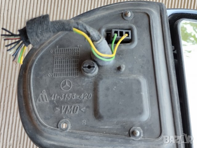 дясно прибиращо огледало с мигач и подсветка - Mercedes E class  W211 и S211, снимка 4 - Части - 37296488